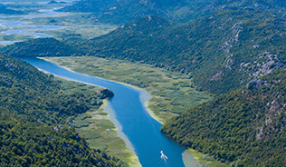 Aerial photo of river in valley